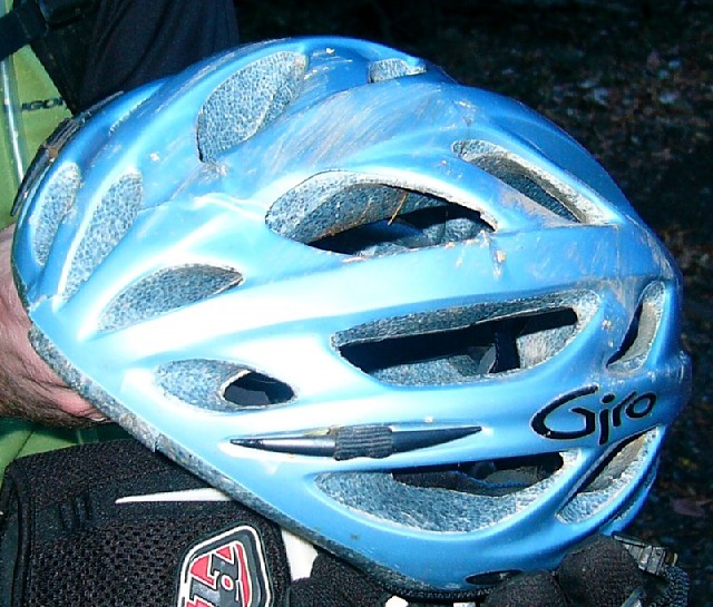 This is why you should wear a helmet kids. That'll be one dead E2 then.